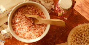 Read more about the article How to make your Own Bath Salts